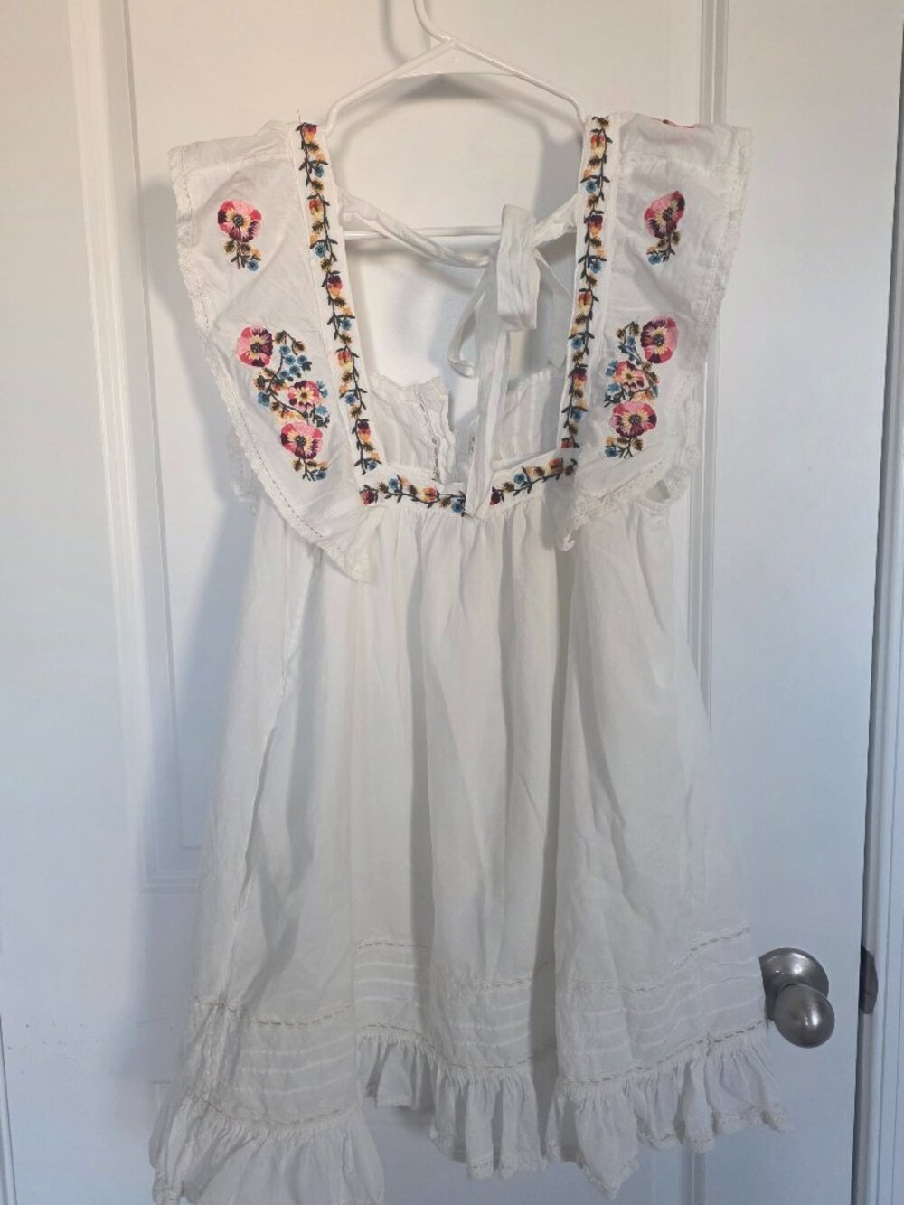 Urban Outfitters White Mini Dress with Multicolor Floral Embroidery - Picture 5 of 5